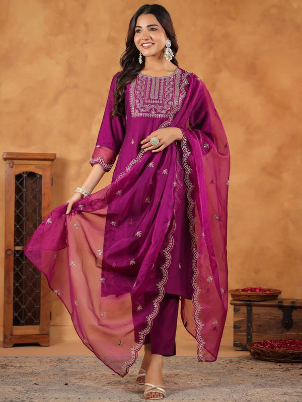 Women's Purple Silk Blend Embroidered Straight Kurta Set